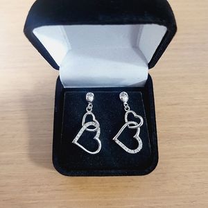 Beautiful 925 sterling silver heart dangle earrings